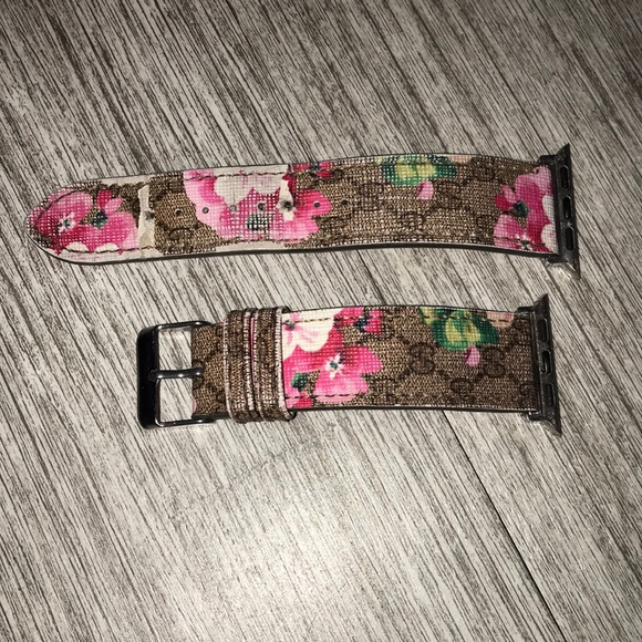 Gucci YA1264038 G-Timeless I watch band (BAND ONLY) - Picture 1 of 7